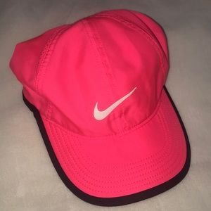 NIKE HAT